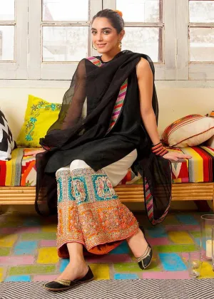 Maya Ali Outfit