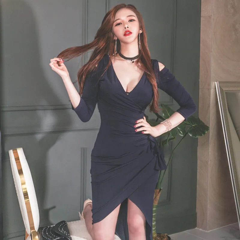 Women's Spring Polyester V-Neck Sheath Ruffled Dress